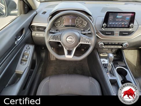 Used 2024 Nissan Altima 2.5 SV image 13