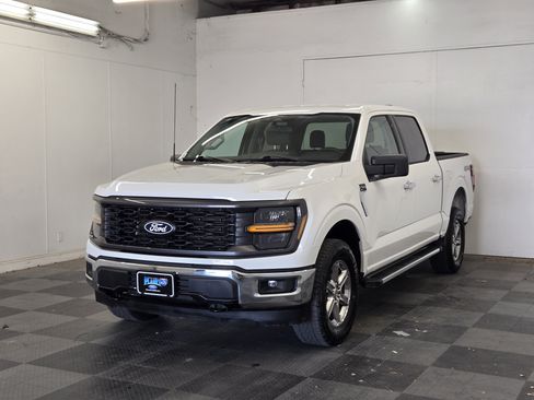 Certified 2025 Ford F150 XLT w/ Equipment Group 301A Standard AWD/4WD image 4