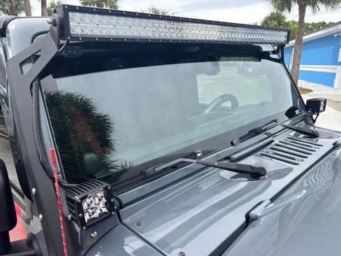 Used 2014 Jeep Wrangler Unlimited Sahara AWD/4WD image 25