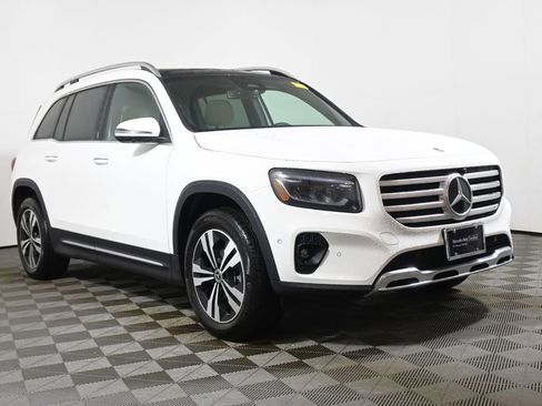 Certified 2026 Mercedes-Benz GLB 250 4MATIC image 9