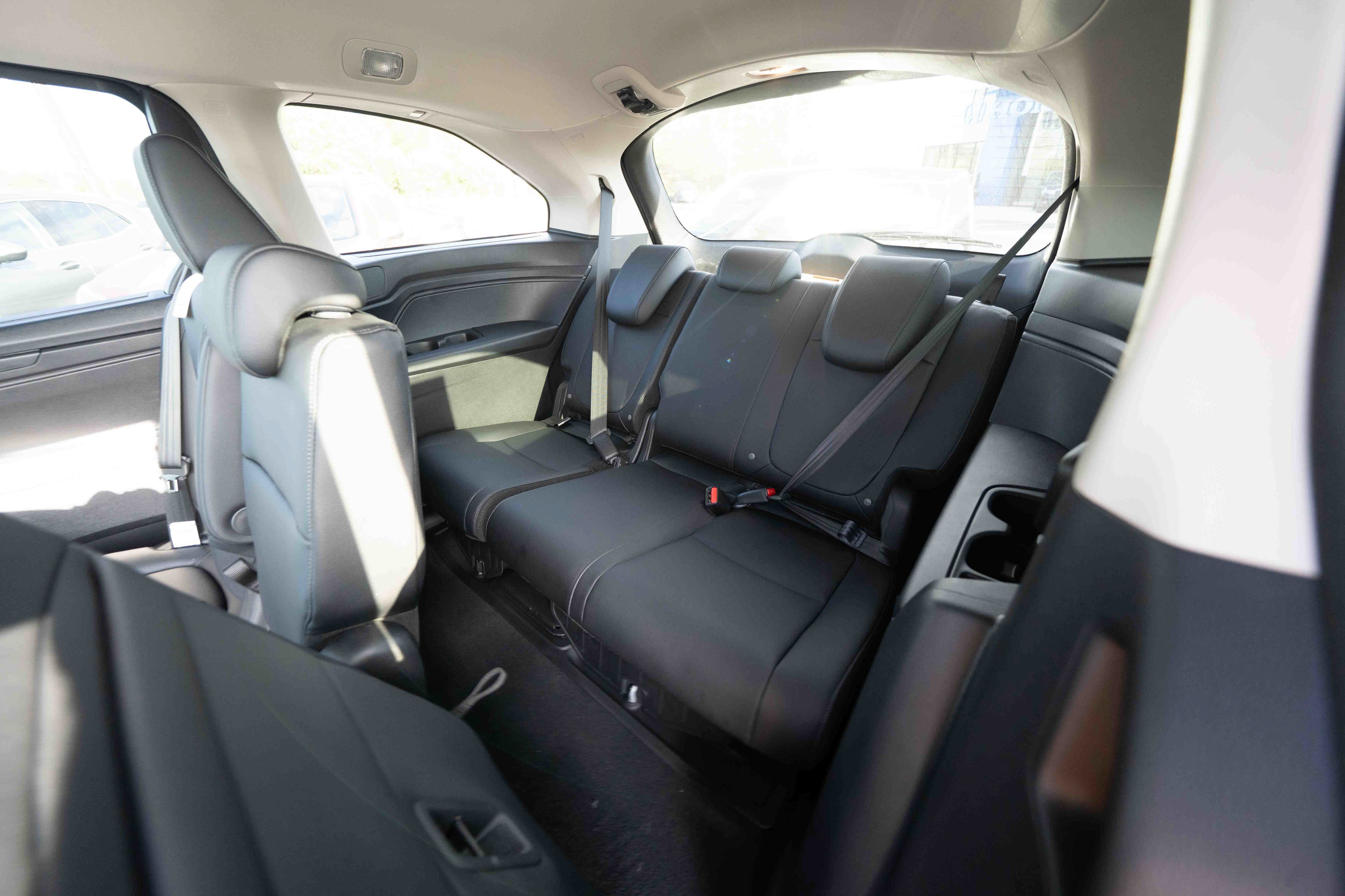 New 2027 Honda Odyssey EX-L image 24