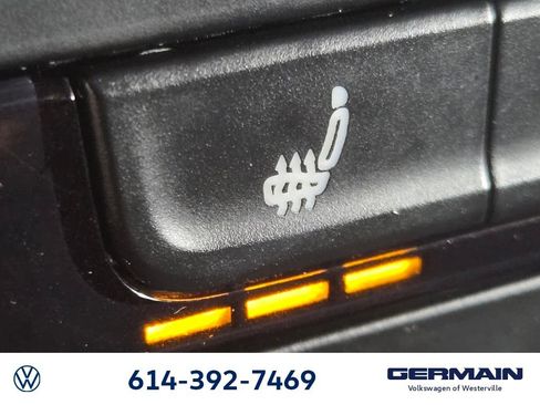 Used 2022 Volkswagen Taos SE w/ Driver Assistance Package AWD/4WD image 28