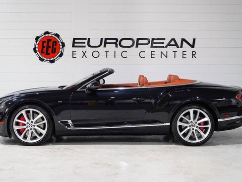 Used 2022 Bentley Continental GT image 7