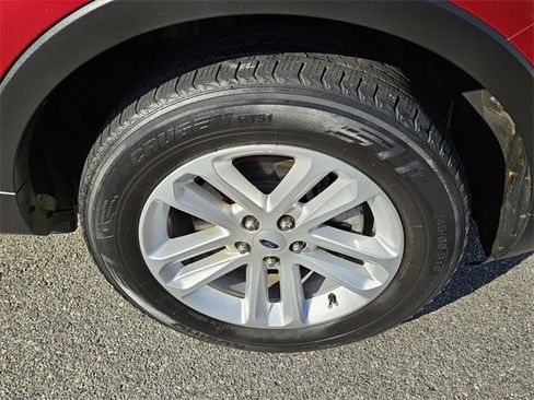 Used 2017 Ford Explorer Base image 16