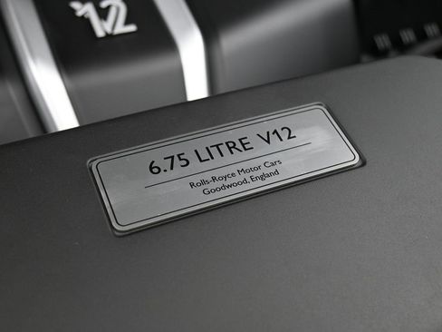 New 2026 Rolls-Royce Cullinan image 37