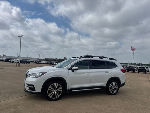 Used 2020 Subaru Ascent Limited w/ Popular Package #3 AWD/4WD image 11