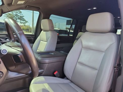 Certified 2022 Chevrolet Suburban LT w/ Luxury Package image 22