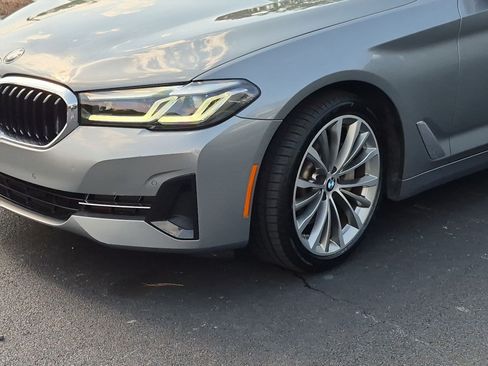 Certified 2023 BMW 530i w/ Premium Package RWD image 6