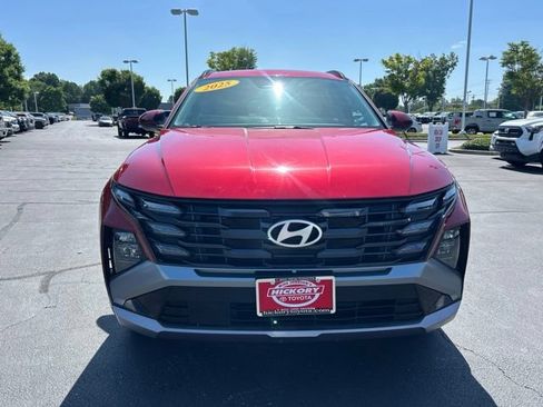 Used 2025 Hyundai Tucson SEL AWD/4WD image 2
