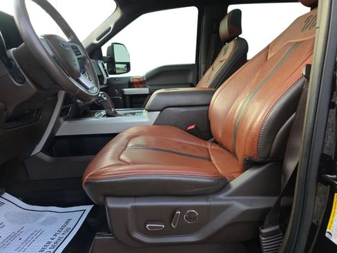 Used 2019 Ford F150 King Ranch w/ Equipment Group 601A Luxury AWD/4WD image 16