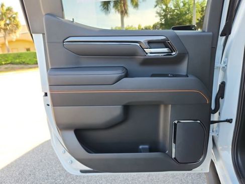 New 2026 GMC Sierra 1500 AT4 w/ Technology Package AWD/4WD image 9