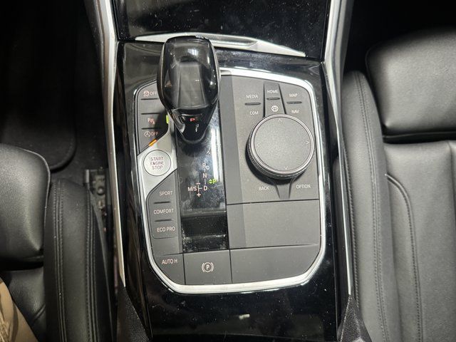 Used 2019 BMW 330i xDrive Sedan w/ Convenience Package AWD/4WD image 22
