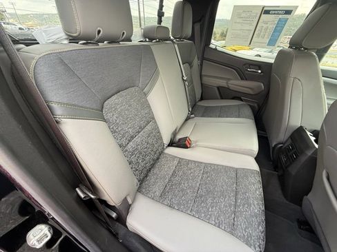 Certified 2024 Chevrolet Colorado ZR2 w/ Technology Package image 16