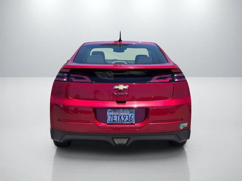 Used 2014 Chevrolet Volt FWD image 5