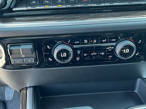 New 2026 Chevrolet Silverado 1500 RST AWD/4WD image 26