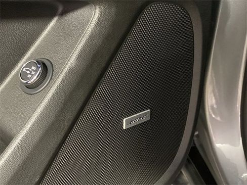 Certified 2023 Chevrolet Traverse LT w/ LT Premium Package image 31