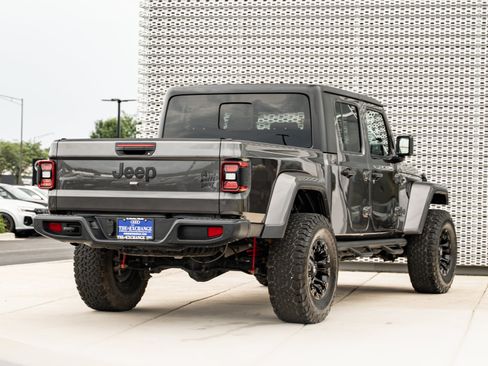 Used 2022 Jeep Gladiator Sport AWD/4WD image 4