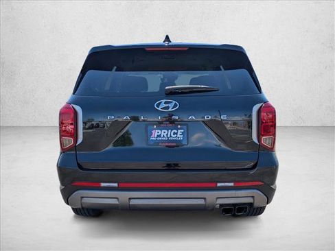Used 2023 Hyundai Palisade SE w/ Cargo Package FWD image 7