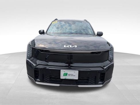 Used 2024 Kia EV9 GT-Line AWD/4WD image 2