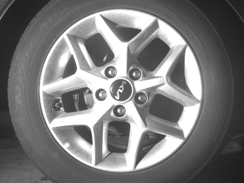 Used 2025 Kia Soul LX w/ LX Technology Package FWD image 15