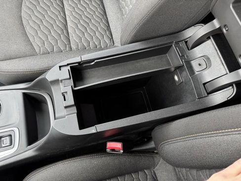 Used 2019 Chevrolet Equinox LT image 20