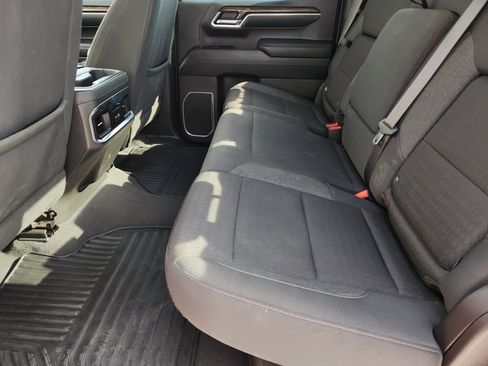 Used 2023 GMC Sierra 1500 Elevation w/ X31 Off-Road Package AWD/4WD image 32