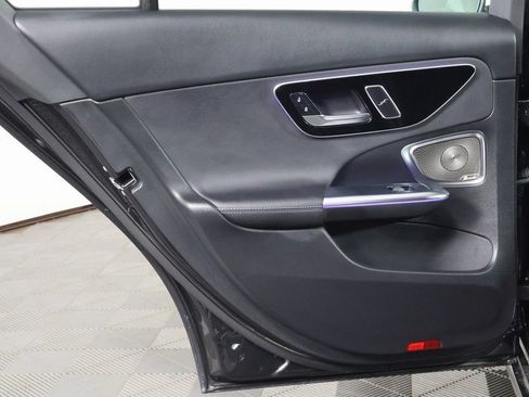 Used 2022 Mercedes-Benz C 300 Sedan image 13