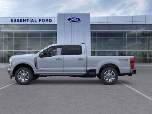 New 2026 Ford F250 Lariat w/ Lariat Ultimate Package image 3