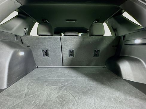 Used 2025 Chevrolet Equinox LT image 29