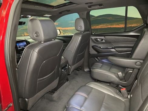 Used 2022 Chevrolet Traverse RS w/ LPO, 'HIT The Road' Package AWD/4WD image 55