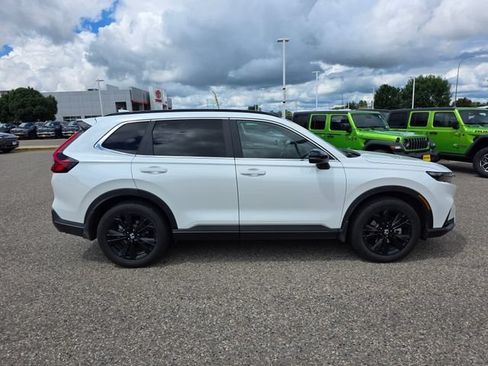 Used 2024 Honda CR-V Sport Touring image 7