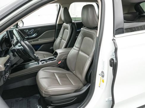 Used 2023 Lincoln Corsair Reserve FWD image 11