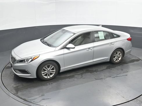 Used 2017 Hyundai Sonata SE FWD image 32