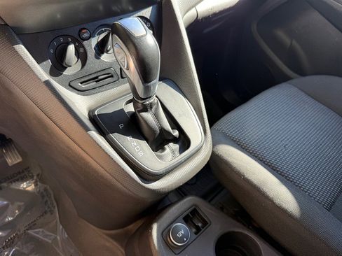 Used 2016 Ford Transit Connect XL image 15