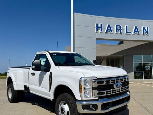 New 2026 Ford F350 XLT w/ FX4 Off-Road Package AWD/4WD image 1