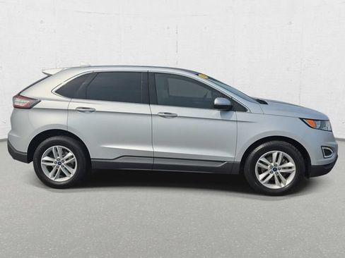 Used 2015 Ford Edge SEL w/ Equipment Group 201A FWD image 4
