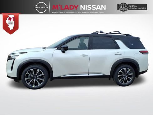 New 2026 Nissan Pathfinder Platinum image 4