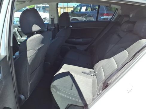 Used 2022 Kia Sportage LX FWD image 6