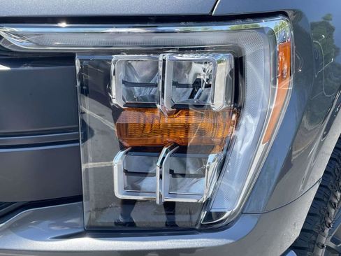 Used 2022 Ford F150 Lariat AWD/4WD image 12