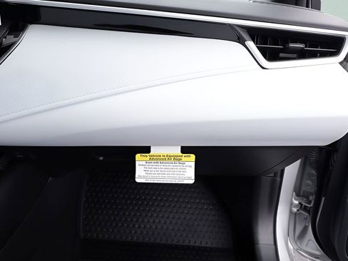 Certified 2025 Toyota Corolla SE w/ SE Premium Package image 39