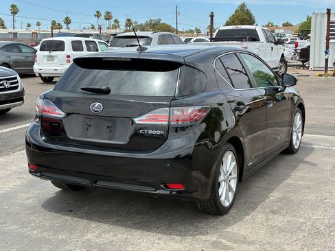 Used 2012 Lexus CT 200h FWD image 8