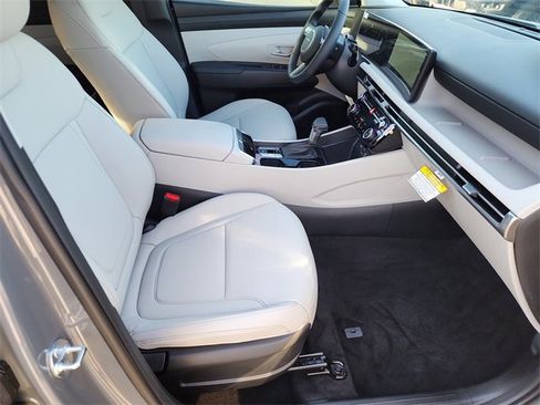 New 2025 Hyundai Tucson SEL image 7