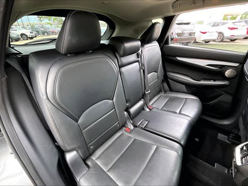 Used 2019 INFINITI QX50 Essential w/ Premium Heat Package image 17