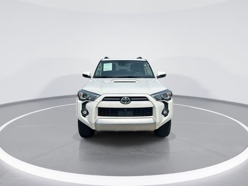 Used 2022 Toyota 4Runner TRD Off-Road Premium AWD/4WD image 3
