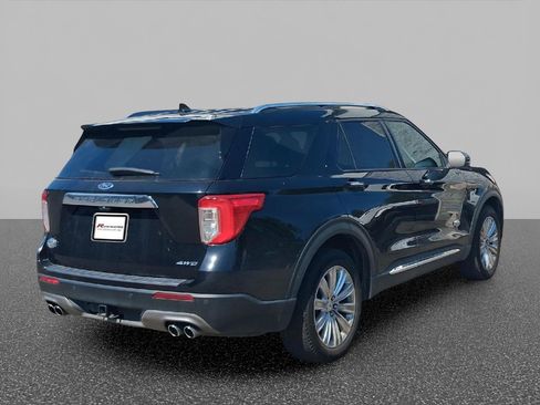 Used 2022 Ford Explorer King Ranch w/ Premium Technology Package AWD/4WD image 8