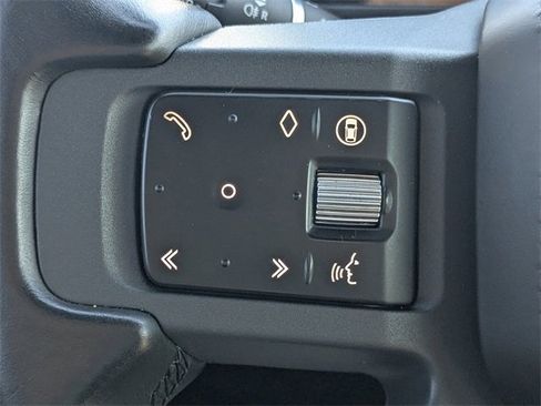 Used 2024 Land Rover Defender 110 X-Dynamic SE image 23