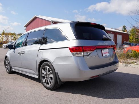 Used 2016 Honda Odyssey Touring Elite image 5