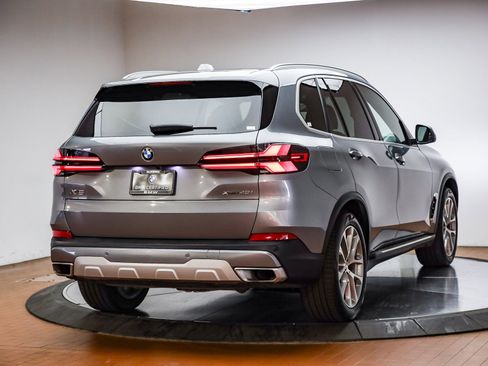 Certified 2025 BMW X5 xDrive40i image 7