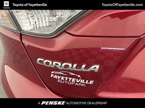 Used 2023 Toyota Corolla LE FWD image 18