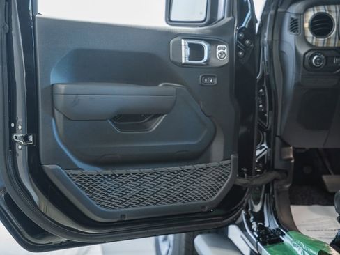 New 2026 Jeep Gladiator Sport AWD/4WD image 39